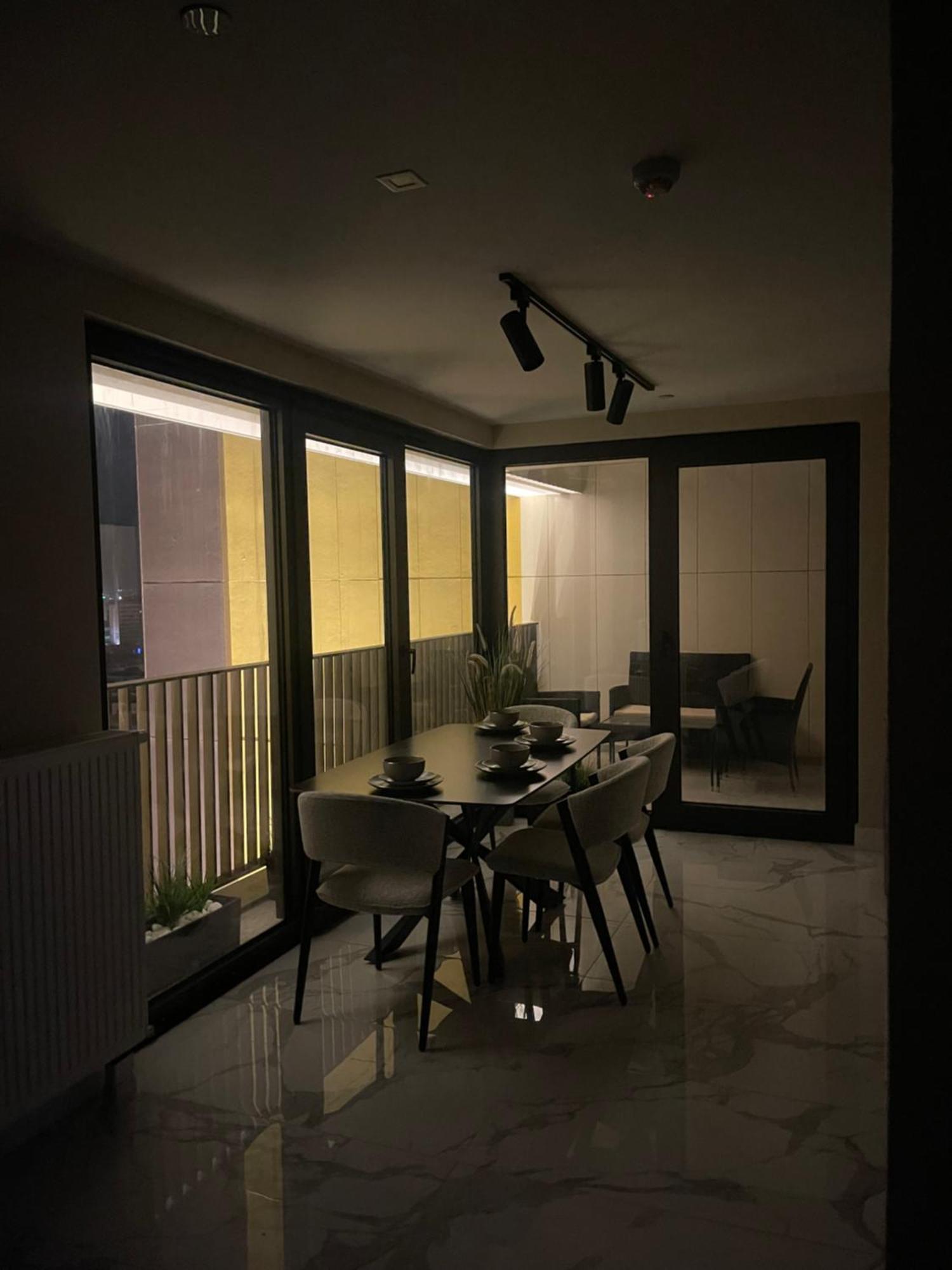 180° View Apartment In Diamond Building Σκόπια Εξωτερικό φωτογραφία