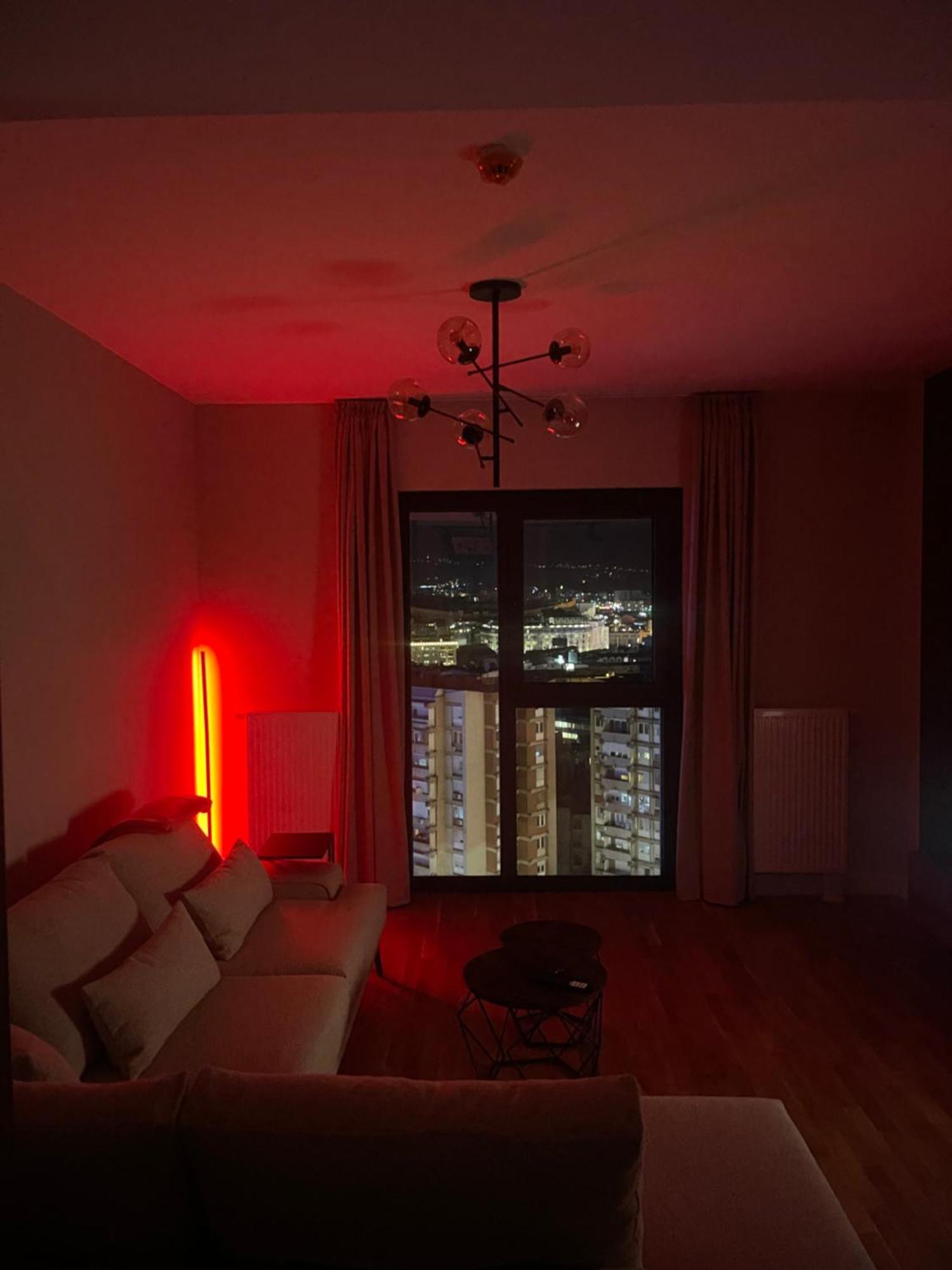 180° View Apartment In Diamond Building Σκόπια Εξωτερικό φωτογραφία